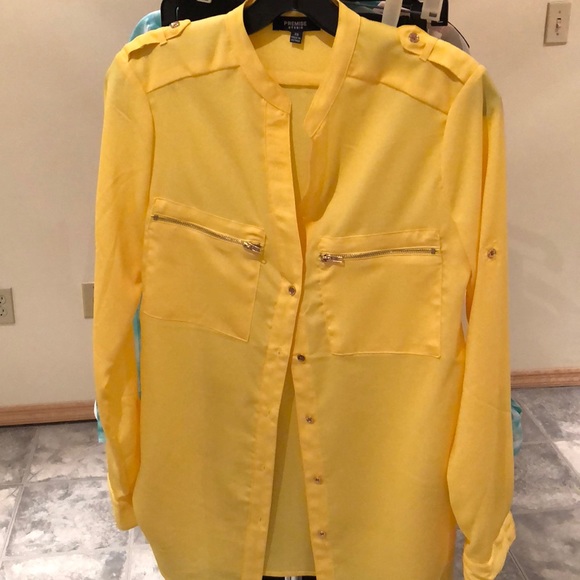 Yellow blouse - Picture 1 of 1